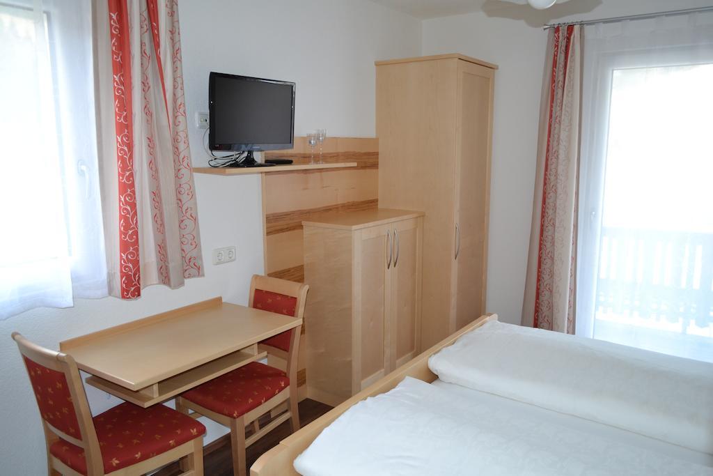 Pension Schweiger Gasen Chambre photo